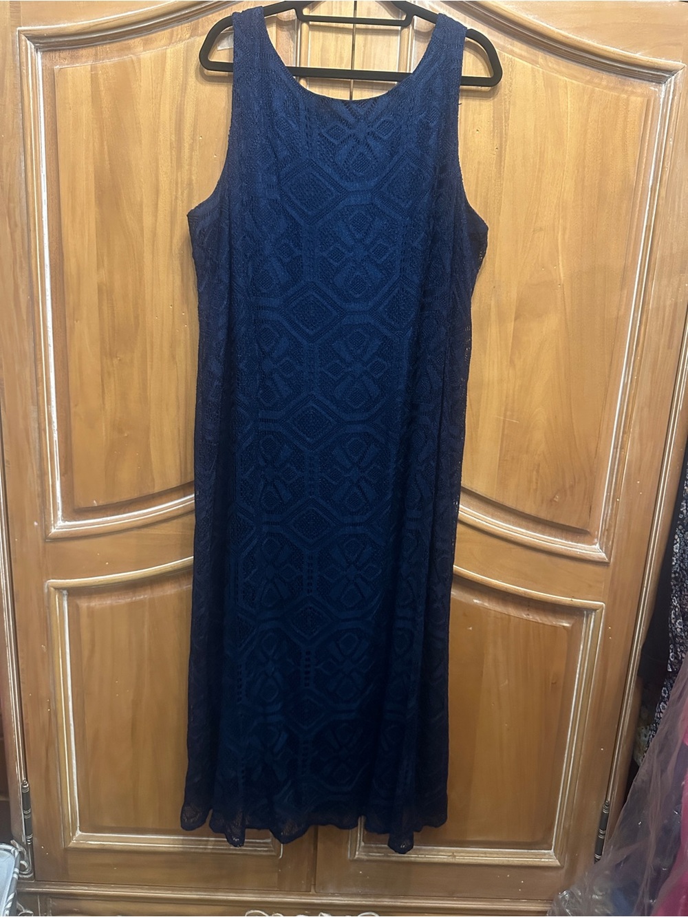 Navy Lace Sleeveless Maxi Dress